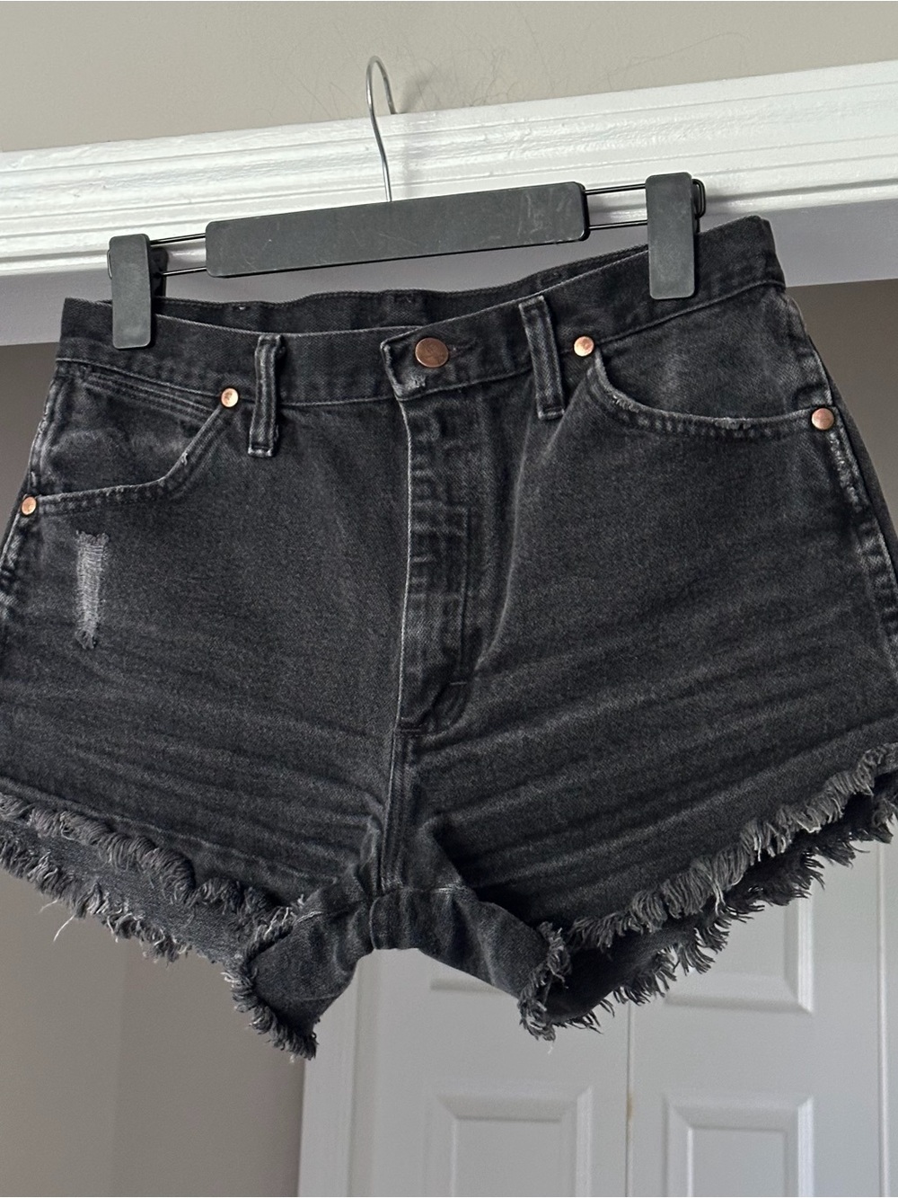 Wrangler Black Frayed Hem High-Rise Denim Shorts Womens 31